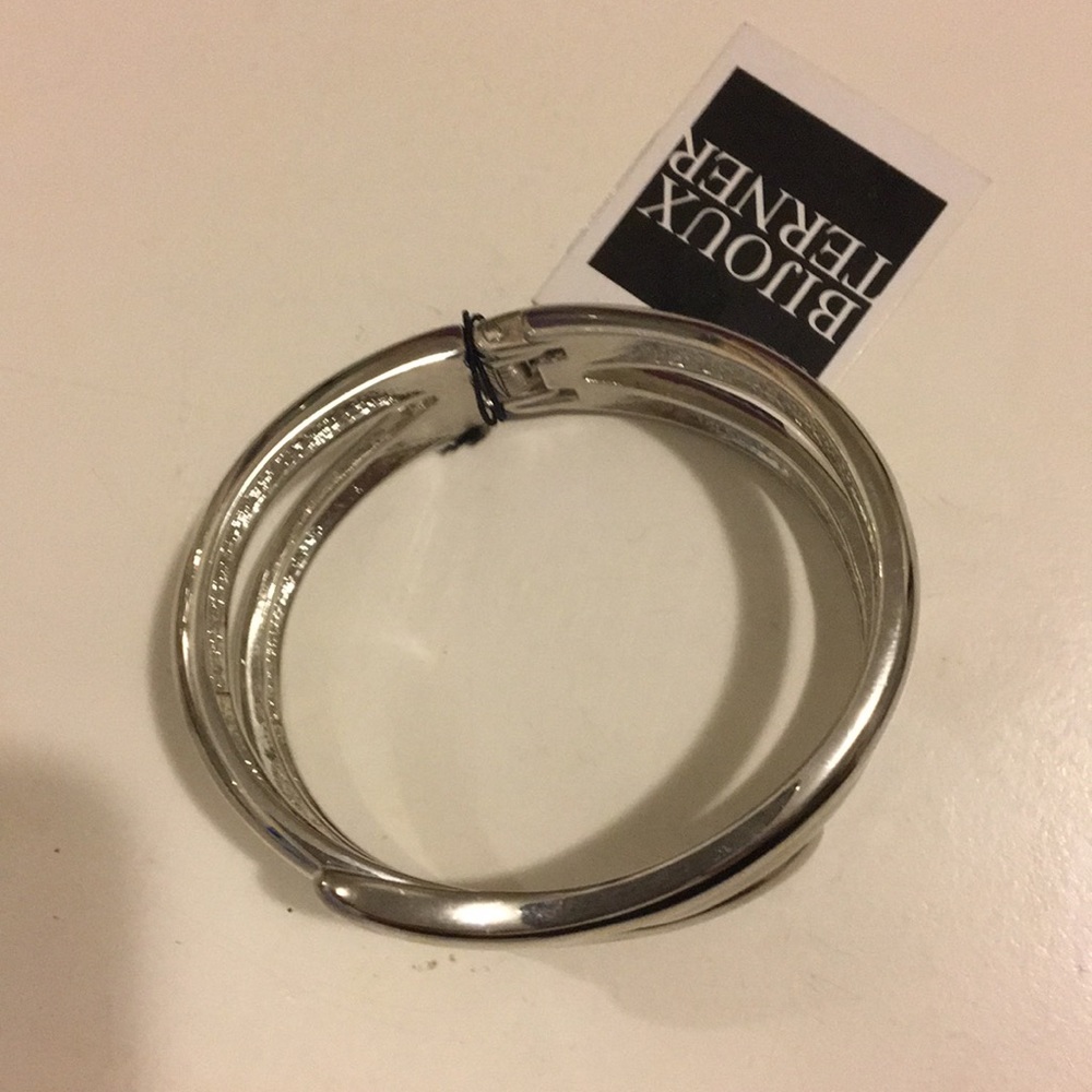 Silver bangle bracelet - Picture 2 of 3